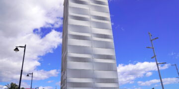 Adjudicado el mobiliario para la nueva biblioteca de ocho plantas en el Mirador del Carmen