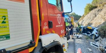 Grave accidente con víctima mortal tras una colisión de dos vehículos en la carretera Marbella-Monda