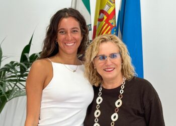 Cerca de 300 deportistas participarán en la I Travesía a Nado ‘María de Valdés’ en Fuengirola