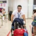 Ayoub Ghadfa, recibidido con un baño de masas a su llegada a España