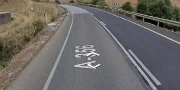 Tres fallecidos y tres heridos en un choque frontal entre dos vehículos en la A-356 en Casabermeja