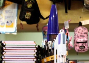 El Vuelo de Las Libélulas de Benalmádena recauda material escolar para el próximo curso