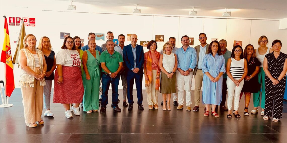 ‘Andalucía Activa’ favorecerá la contratación de 1.600 desempleados jóvenes y mayores de 45 años en la provincia