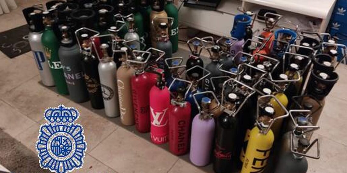 Seis detenidos en una gran operación contra la venta de «gas de la risa» en la Costa del Sol