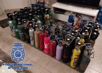 Seis detenidos en una gran operación contra la venta de «gas de la risa» en la Costa del Sol
