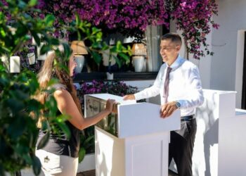 El hotel Marbella Club lanza 40 vacantes de empleo para diversos perfiles profesionales