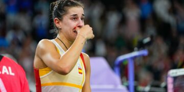 Moreno tras la lesión de Carolina Marín: «El aplauso de París es el espíritu olímpico, eres un ejemplo a seguir»