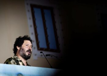 Música y poesía protagonizaron el pregón de feria de El Kanka