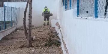 Los barrios de Torremolinos se benefician de medio centenar de microactuaciones de mejora en una semana