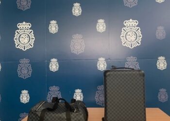 Cuatro detenidos involucrados en el robo en Marbella de dos maletas de lujo valoradas en 4.000 euros
