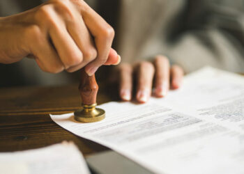 Detenidos en Manilva por la venta fraudulenta de una finca de lujo