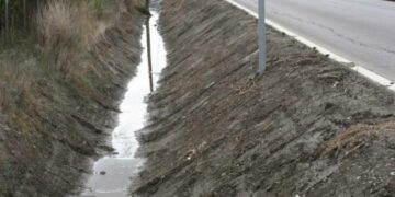 Reunión histórica en Secadero para abordar mejoras en la carretera A-2102