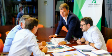 Marbella a la Junta la documentación para la renovación por 25 años de la concesión del Puerto Deportivo Virgen del Carmen