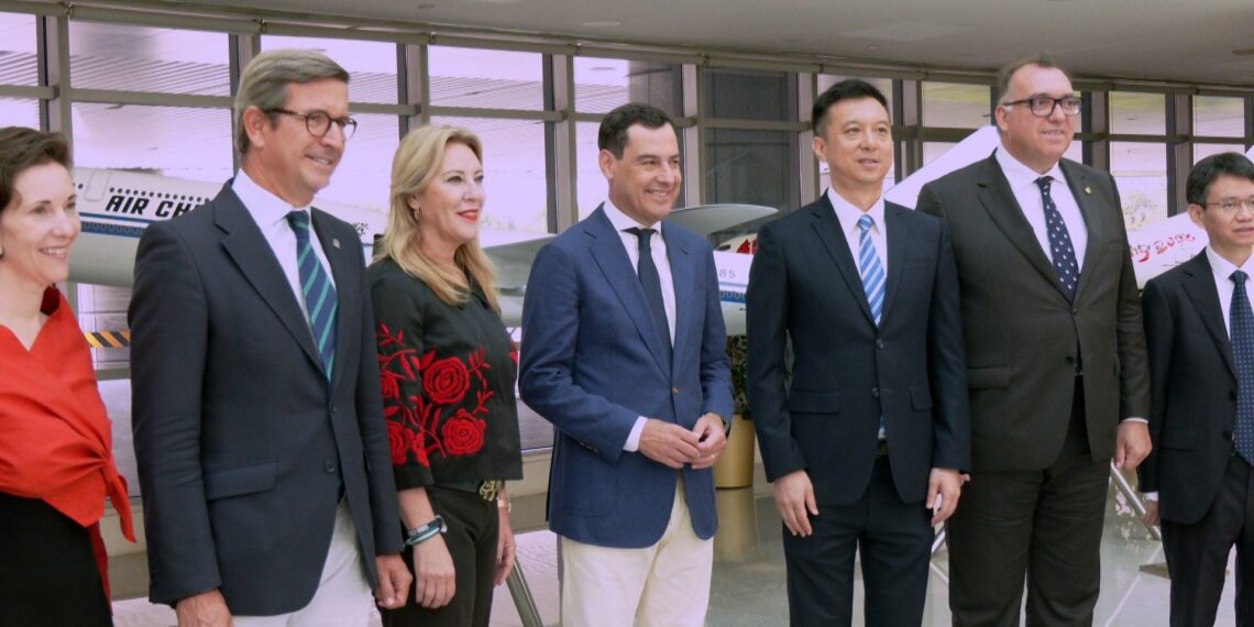 Andalucía confía en tener en 2025 vuelo directo con China con el que recibir al año a unos 50.000 turistas