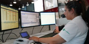 Una mujer de 71 años, trasladada al Hospital Costa del Sol tras el incendio de una vivienda en Benahavís