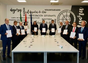 Junta y universidades firman un convenio para la coordinación de la atención a la discapacidad