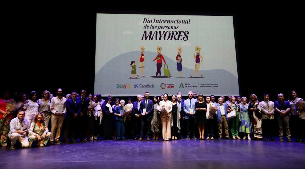 La Junta de Andalucía celebra este lunes el Día Internacional del Mayor con ocho reconocimientos