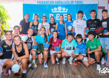 Marbella clausura un gran fin de semana de pádel con una exhibición de la cantera
