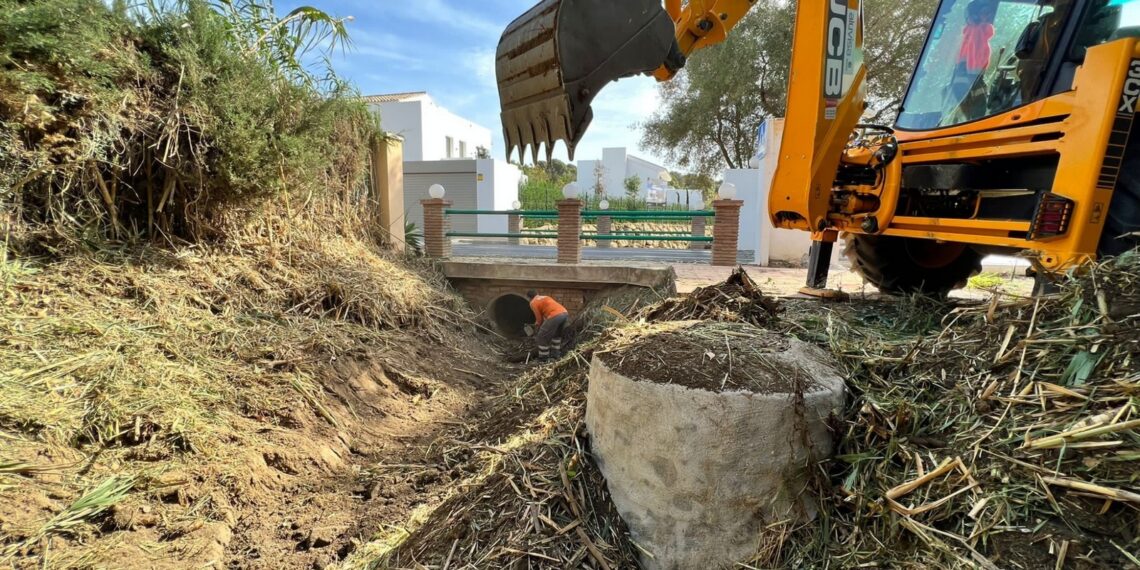 Comienza la campaña de desbroce en los cauces de una veintena de ríos y arroyos para prevenir inundaciones