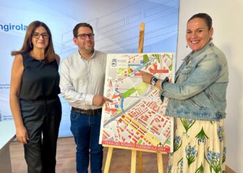 El Ayuntamiento de Fuengirola volverá a habilitar durante la Feria del Rosario una bolsa de aparcamientos en la avenida de Andalucía