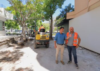 Comienzan las obras de rehabilitación del entorno del nuevo centro de salud de Ricardo Soriano para mejorar su accesibilidad