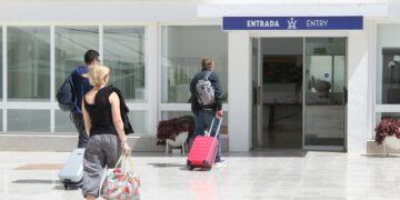 Aehcos muestra su preocupación ante la nueva normativa de registro de viajeros