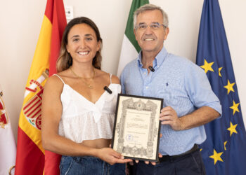 La regatista esteponera Ana Moncada amadrinará la XI Carrera Urbana 10 kilómetros Estepona ‘Trofeo 200 aniversario de la Policía Nacional’