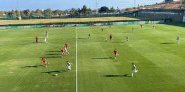 Delirio absoluto en el Estepona-Torremolinos: del 0-3 al 3-3 en solo 4 minutos