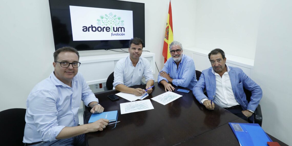 El Ayuntamiento de Marbella se reúne con colectivos medioambientales para abordar la nueva ordenanza de huertos urbanos