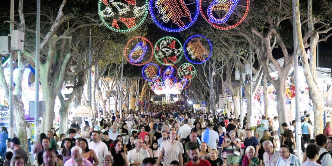 La Feria de San Miguel de Torremolinos contará con un Servicio de Atención a la Movida y una programación específica para jóvenes
