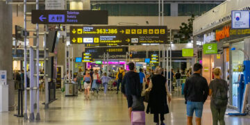 Málaga negocia con United Airlines ampliar a todo el año el vuelo directo a Nueva York