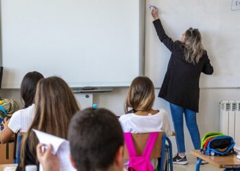 112: SOS Educación Pública. Hablemos de cosas serias