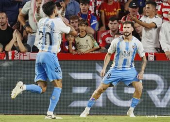 El Málaga saca oro de la miseria nazarí y se mantiene invicto