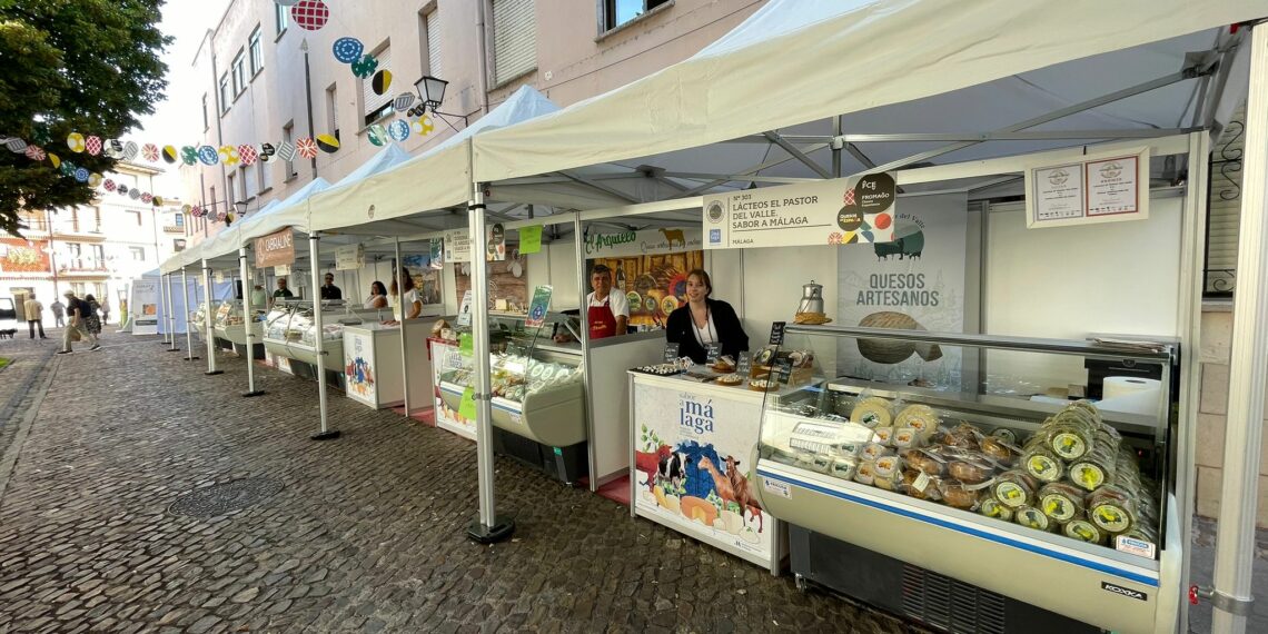 La Diputación promociona los quesos malagueños en la feria Fromago de Zamora