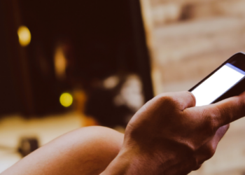 El Teléfono de la Esperanza recibe en los primeros seis meses más de 10.800 peticiones de ayuda