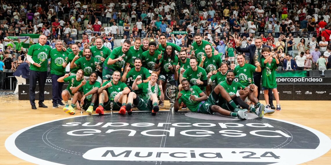 El Unicaja sorprende al Real Madrid y se proclama supercampeón de España