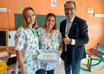 La Junta espera vacunar en Málaga a 30.250 menores frente a la gripe en los colegios y centros de salud