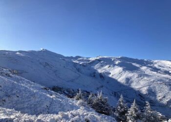 Cae la primera gran nevada de la temporada en Sierra Nevada