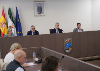 El Pleno aprueba el Presupuesto para 2025 con 122 millones y datos económicos históricos para el municipio