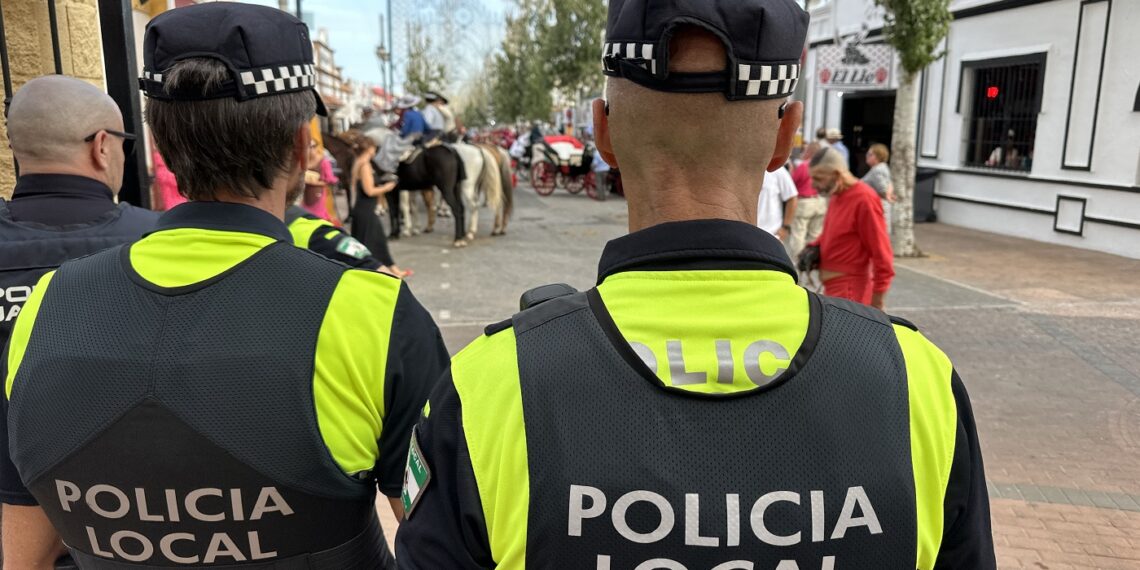 La Policía Local de Fuengirola agradece la colaboración ciudadana durante la celebración de la Feria del Rosario 2024