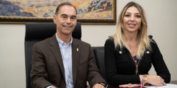 La cesión de tablets y portátiles al IES ‘Poetas Andaluces’ y la mejora de la salud mental en los centros educativos, lo más votado en los Presupuestos Participativos