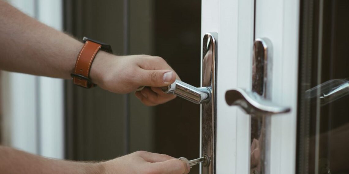 La compraventa de viviendas en Andalucía cae un 1,9% en agosto