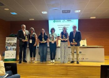 Tierra Adentro premia a Turismo Costa del Sol por contribuir al desarrollo sostenible con Senda Azul