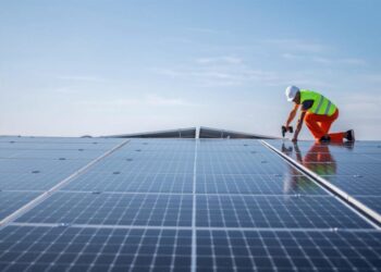 Una delegación de MeetMED visita Málaga para conocer iniciativas municipales en materia de energías renovables