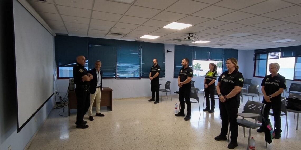 El Ayuntamiento de Marbella reforzará la estructura de la Policía Local con siete mandos que finalizan formación