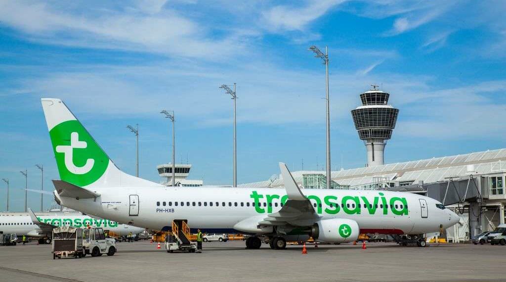 Inaugurada la nueva conexión aérea entre Ámsterdam y Granada