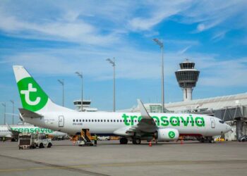 Inaugurada la nueva conexión aérea entre Ámsterdam y Granada