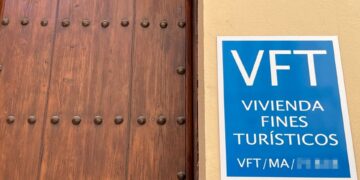 Junta tramita la baja en registro de 2.600 viviendas turísticas en Cádiz, Málaga y Sevilla tras oficio de ayuntamientos