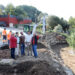 Marbella construye un muro de escollera para mejorar la estabilidad de la calle Zinias, a la altura del arroyo de Calera, en Bello Horizonte