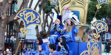 El Ayuntamiento de Fuengirola abrirá mañana el plazo de inscripción para que los niños puedan participar en la Cabalgata de Reyes